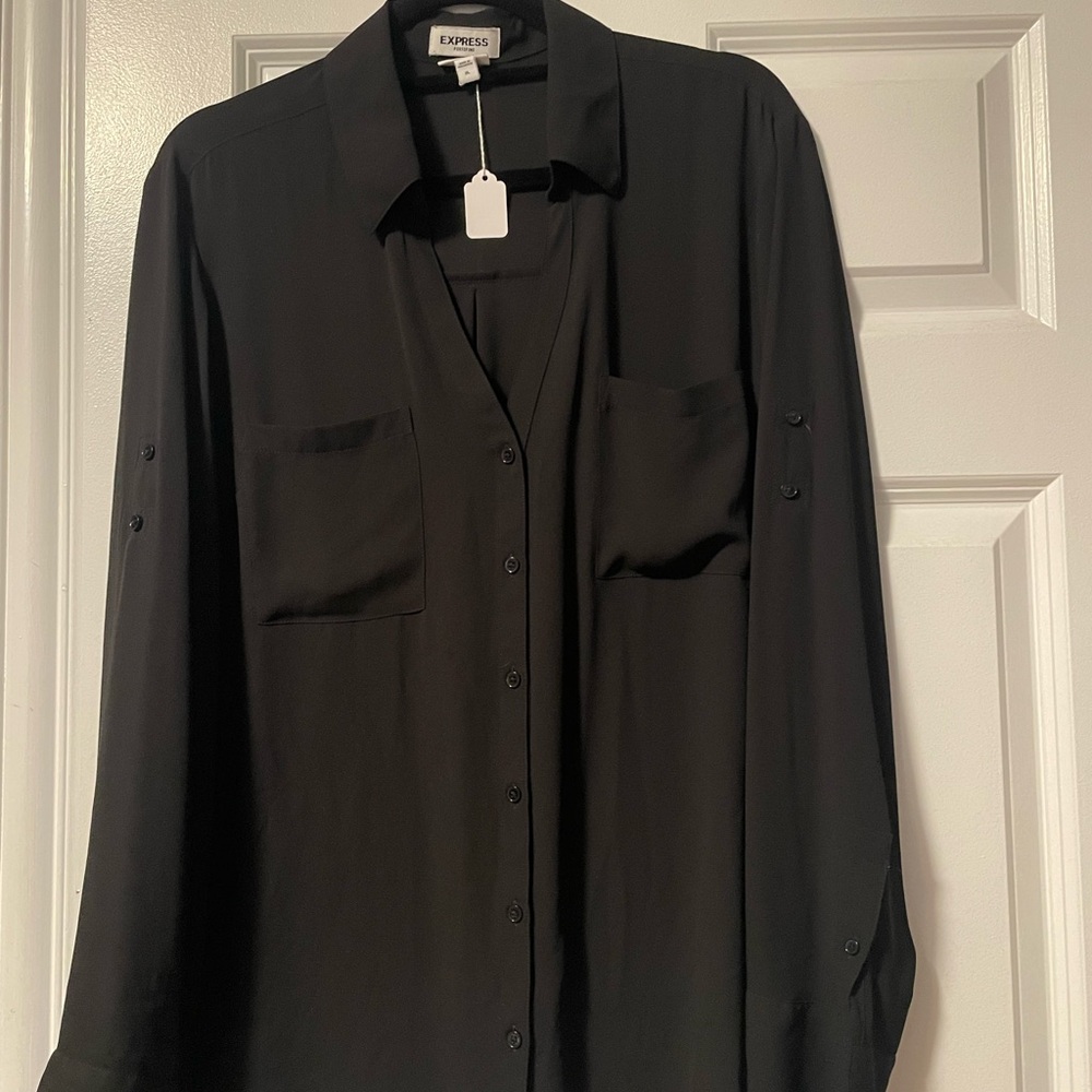 Express women’s Black Button-up Shirt with pockets